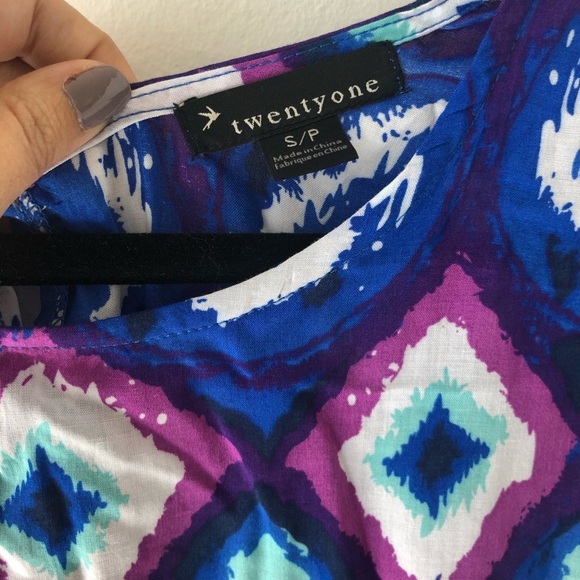 F21 Patterned dress with elastic waist - Picture 6 of 10